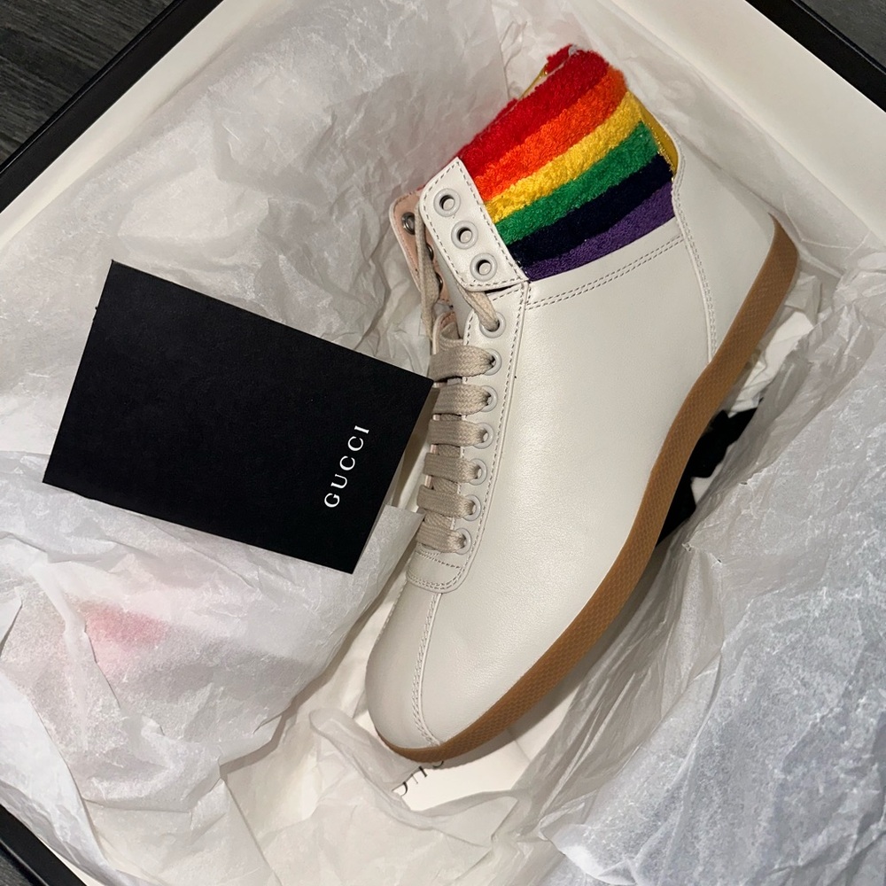 Men’s Gucci Sneakers 5.5